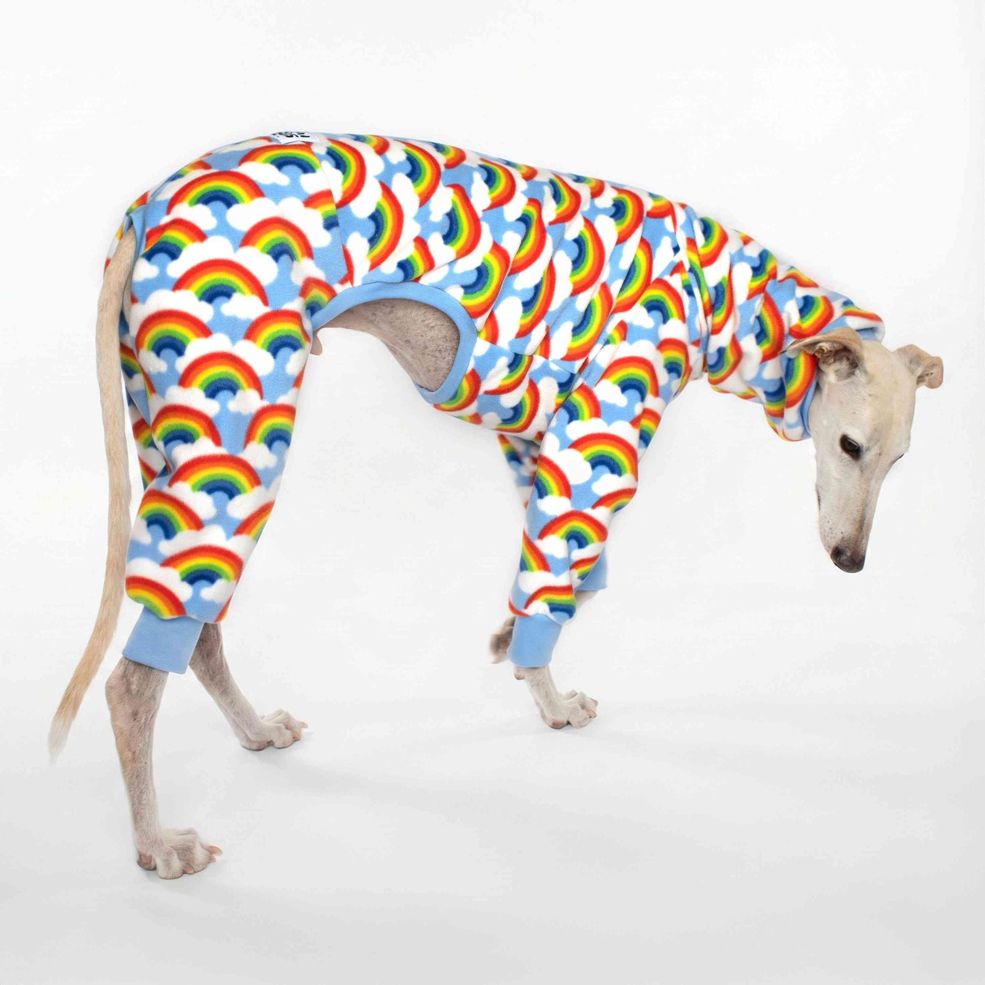 Pijama de polar enterizo para galgo modelo Cielo con ajuste ergonómico para pecho profundo